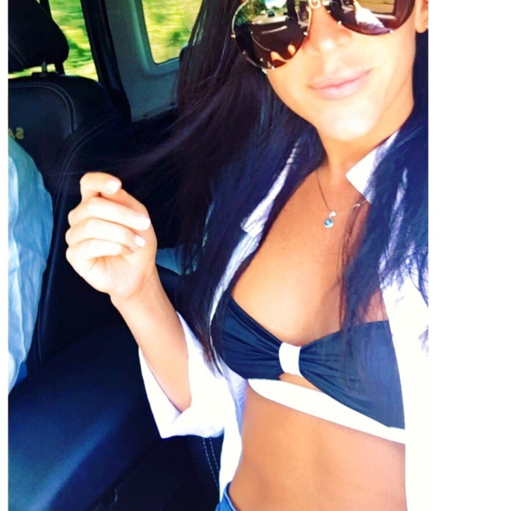 NWT! VS bikini top.